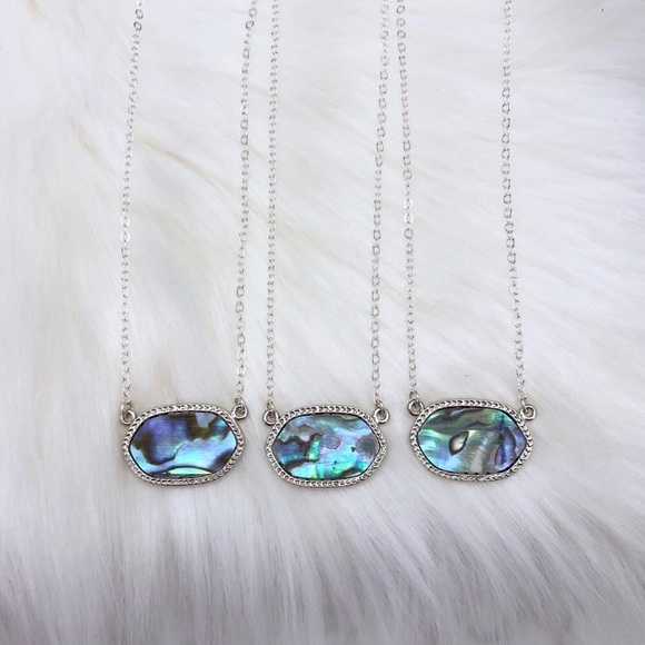 SOLD OUT - 🎉3XHP🎉 Silver Abalone Necklace - Picture 4 of 8